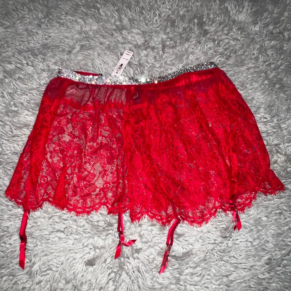 Victoria’s Secret xxs/xs red lace rhinestone garter belt skirt new